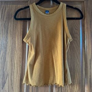 Mustard yellow tank